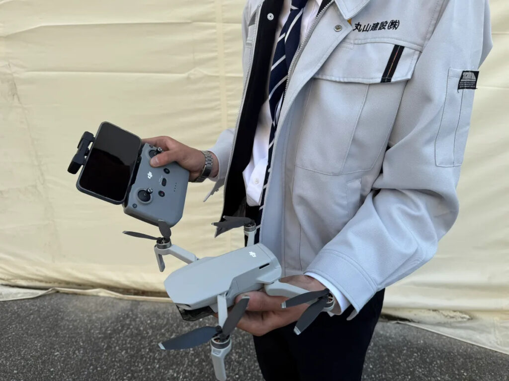 ドローンでお家の調査