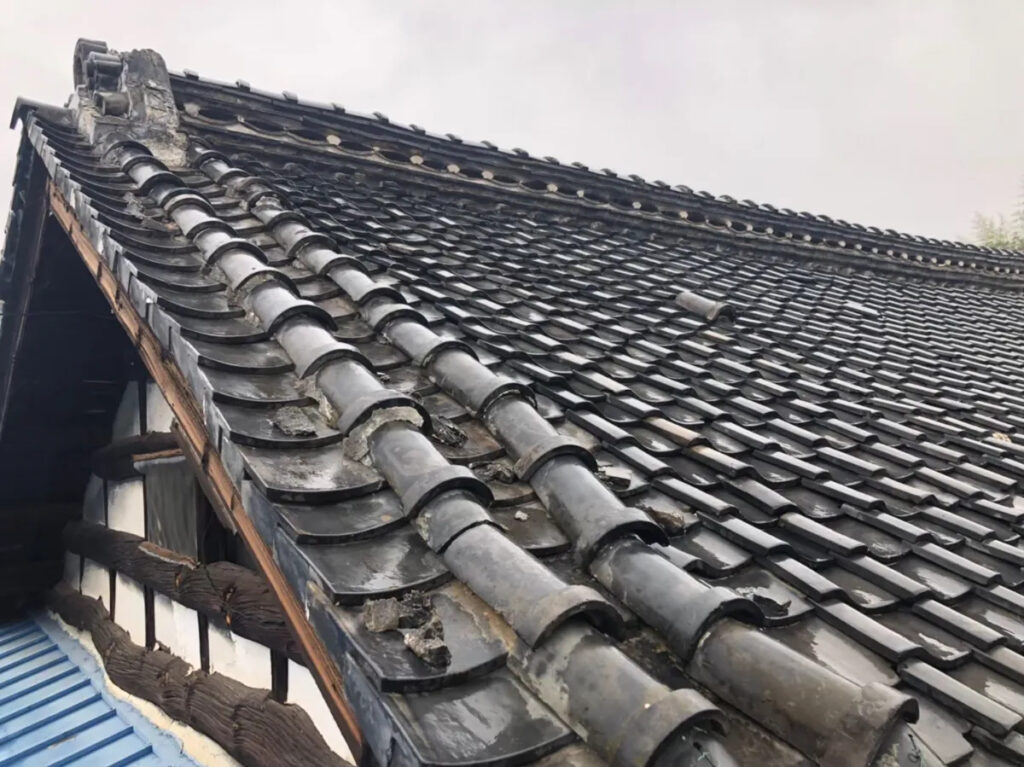 瓦屋根は“見えない劣化”の温床