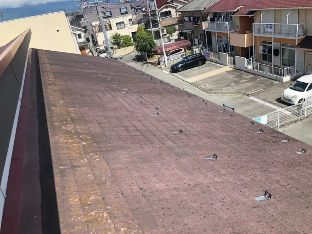 夏の屋根はなぜ60℃を超えるのか?