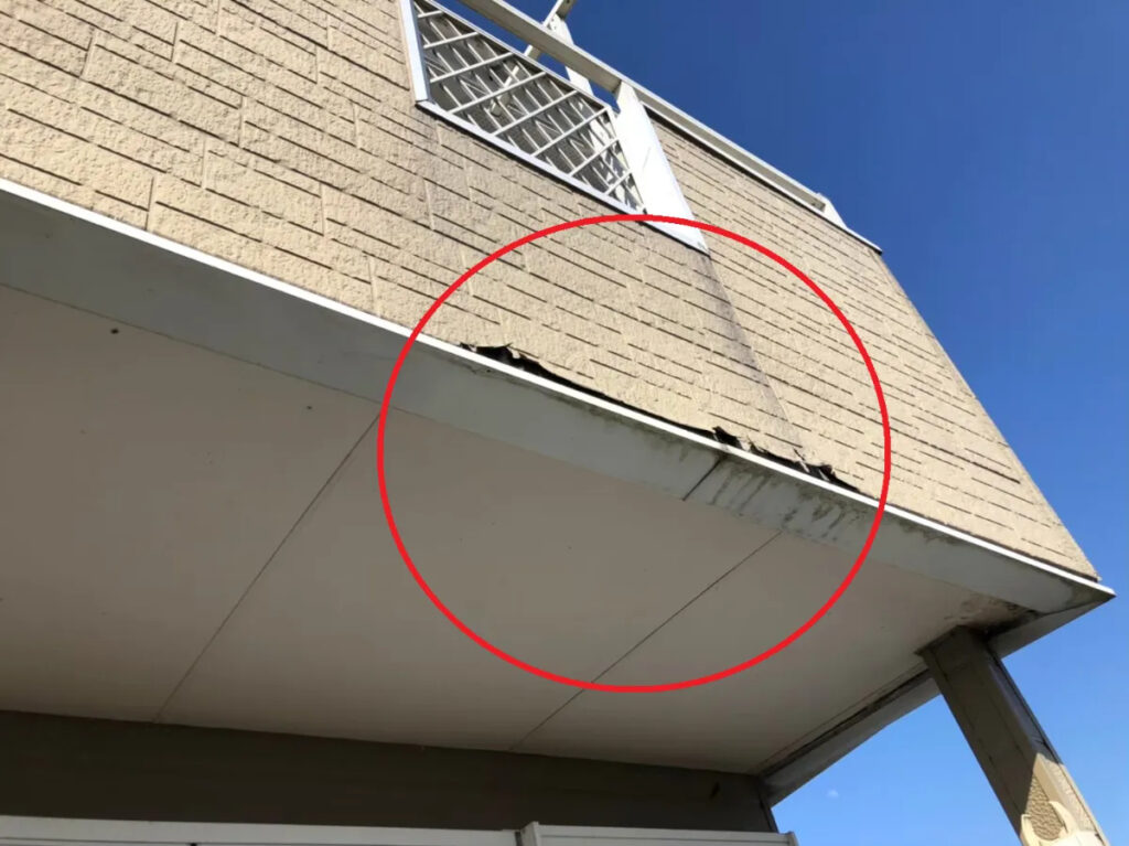 なぜ外壁破損は放置すると危険なのか?