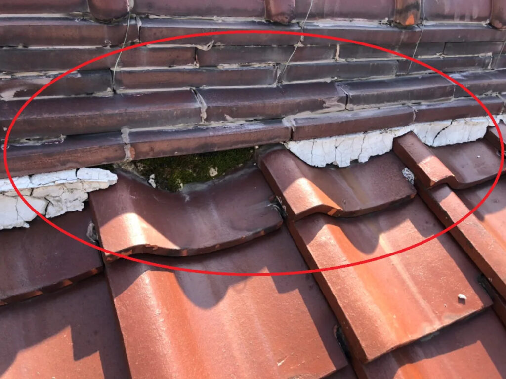 漆喰とは?屋根を守る重要な役割