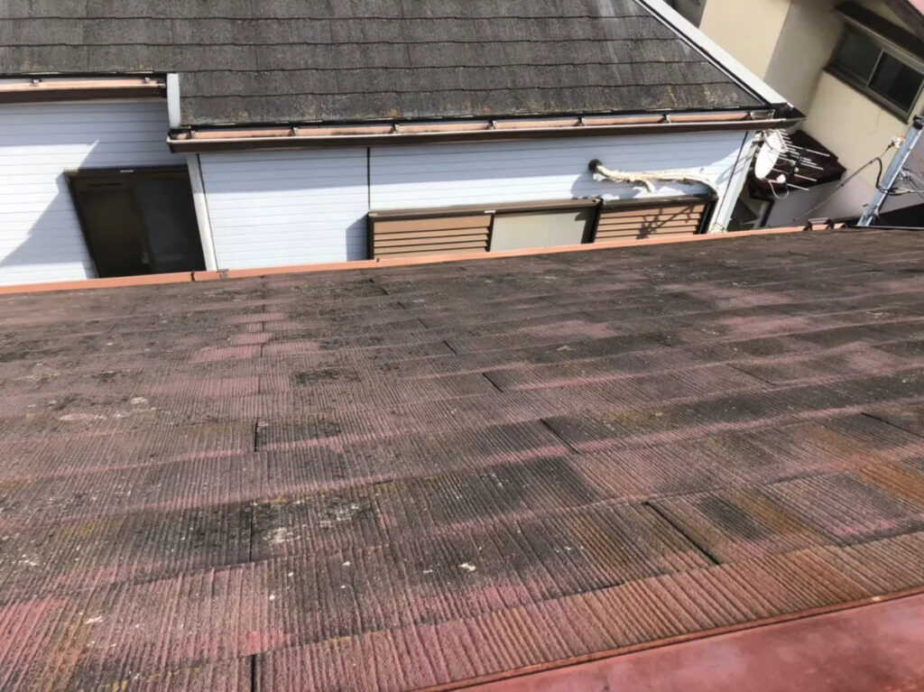 川越市で屋根劣化が起こりやすい理由