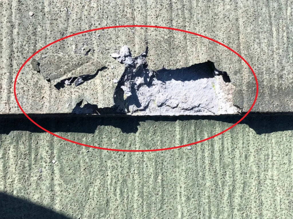 保険を味方につけて、賢く屋根を守る