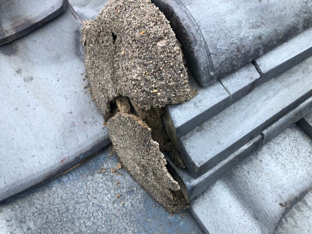 見えない破損が9割以上！？瓦屋根に潜む“隠れ劣化”を見逃さないために今注目されているドローン点検の5つの圧倒的メリットとは