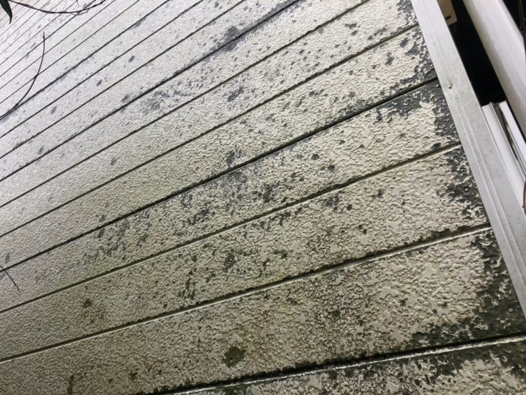 家族と住まいを守るために知っておきたい！川越市で外壁塗装を10年ごとに繰り返すだけで修繕費が半分になり、雨漏り・外壁ひび割れ・下地腐食を防げる“長持ちメンテナンス計画”のすべて