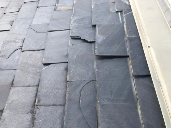 強風・豪雨・地震に負けない家づくりを桶川市から考える！ どの屋根が一番強い？瓦・スレート・金属屋根の災害耐性を初心者にもわかりやすく比較