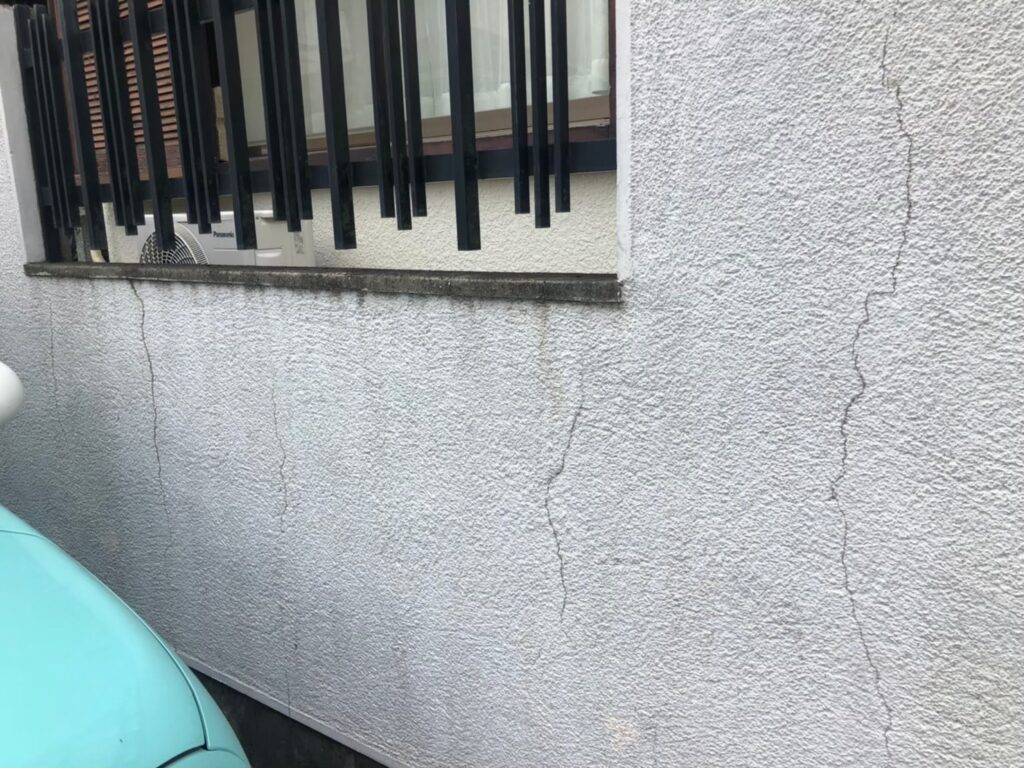 埼玉・大宮で地震被害を受けた住宅の火災保険活用による補修費用の抑え方と、施工事例から学ぶ安全な修理計画の立て方