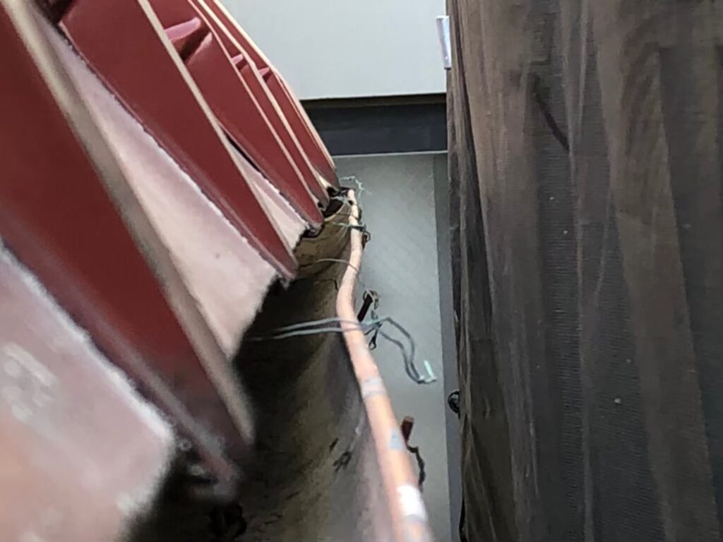 上尾市で雨樋の劣化を見逃さないための5つのチェックポイントとプロが教える修理方法