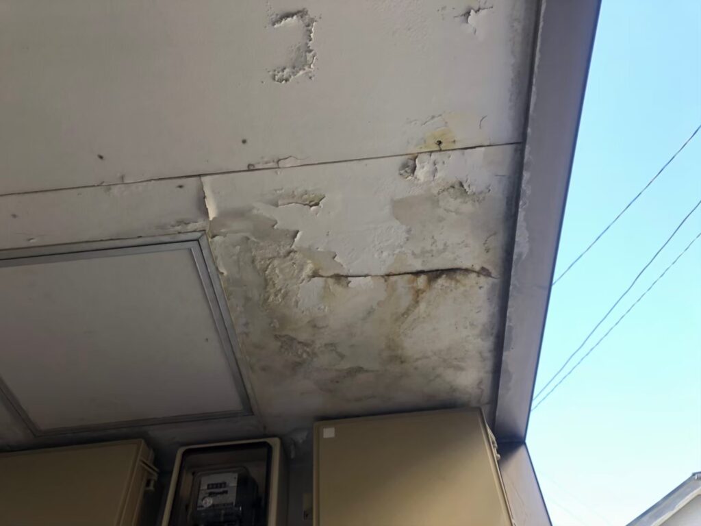 大宮で軒天劣化を先延ばしすべきでない理由　雨漏り発生前の修理が住まいの寿命と修繕費に大きく影響する