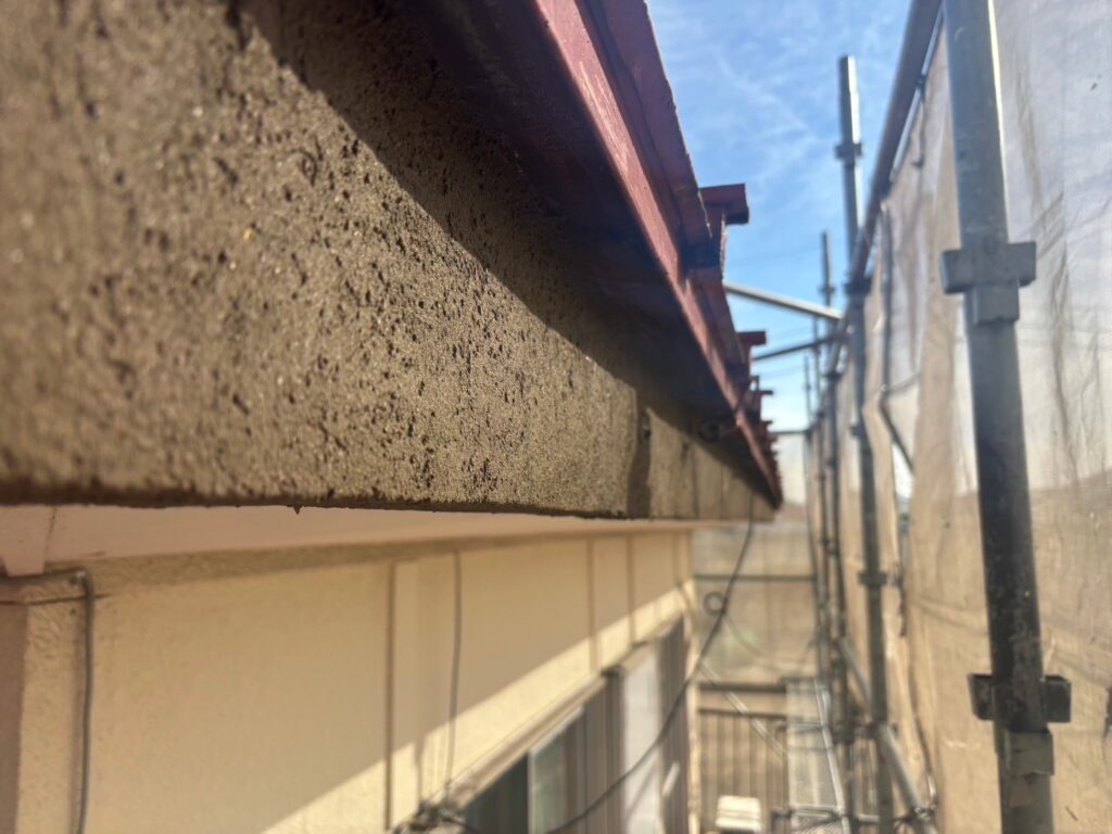 既存雨樋の取り外し