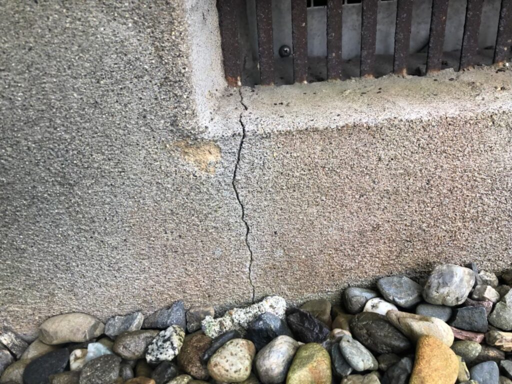 震度4でも地震保険は申請できる！補償対象になりやすい被害の特徴と、保険会社が確認する重要チェックポイントを詳しく解説