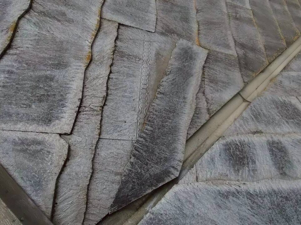 さいたま市で急増中の雨漏り被害！屋根のひび割れ・棟板金の浮きを見逃さないための点検チェックリスト