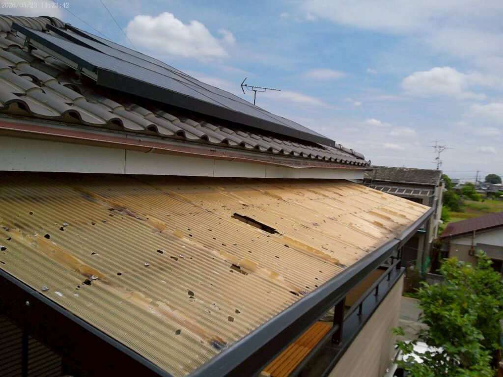 桶川市のマンション駐輪場屋根破損と修繕範囲の決め方