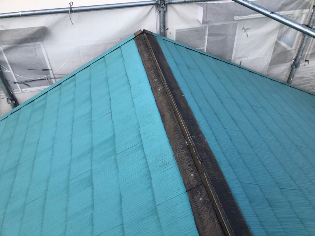棟板金修繕工事の現場で実際に撮影した貫板既存撤去の作業写真
