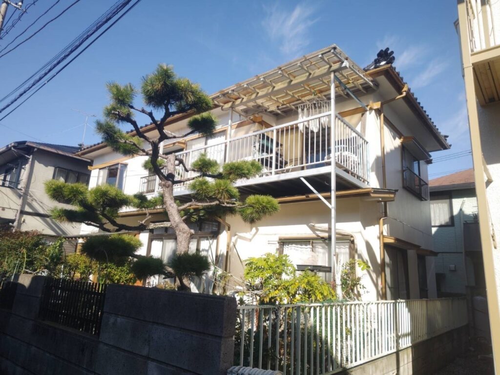 【さいたま市の施工事例】外壁塗装工事で外壁・軒天・雨樋・雨…